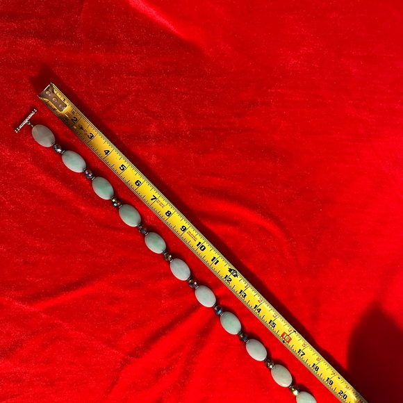 Handcrafted Mint Green Quartz Necklace w/crystals. No matching earrings avail. - Picture 4 of 5